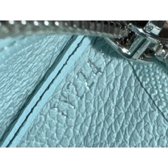 Louis Vuitton STARDUST Key Pouch LIMITED EDITION BRAND NEW MADE IN FRANCE M81297 - Picture 10 of 10